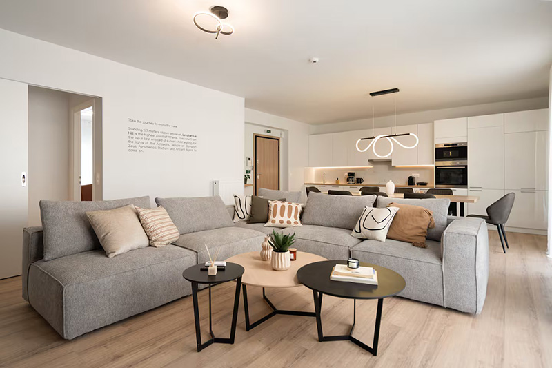 Elegant Family Apartment with Balcony